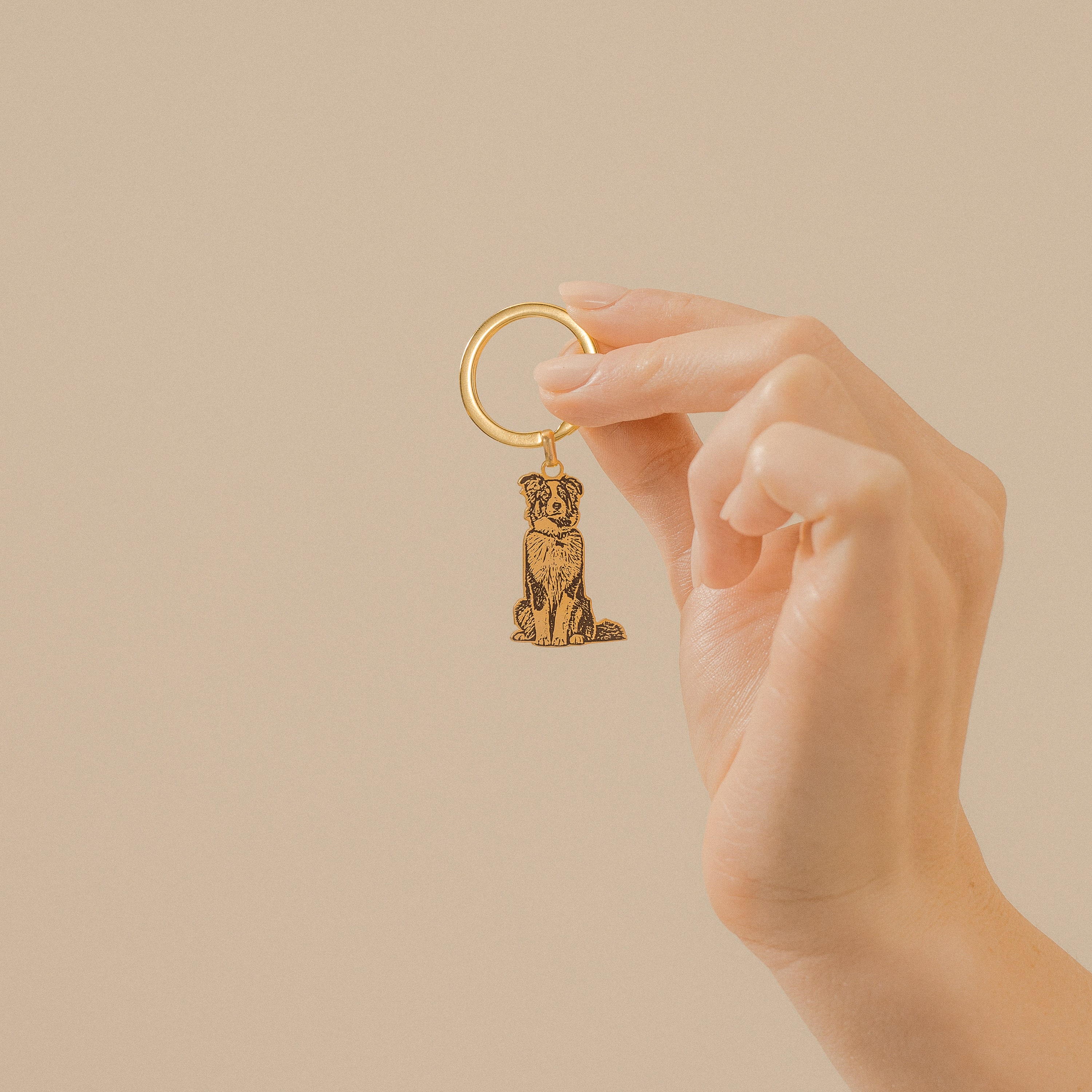 Engraved Pet Keychain - A Personalized Tribute to Your Furry Friend