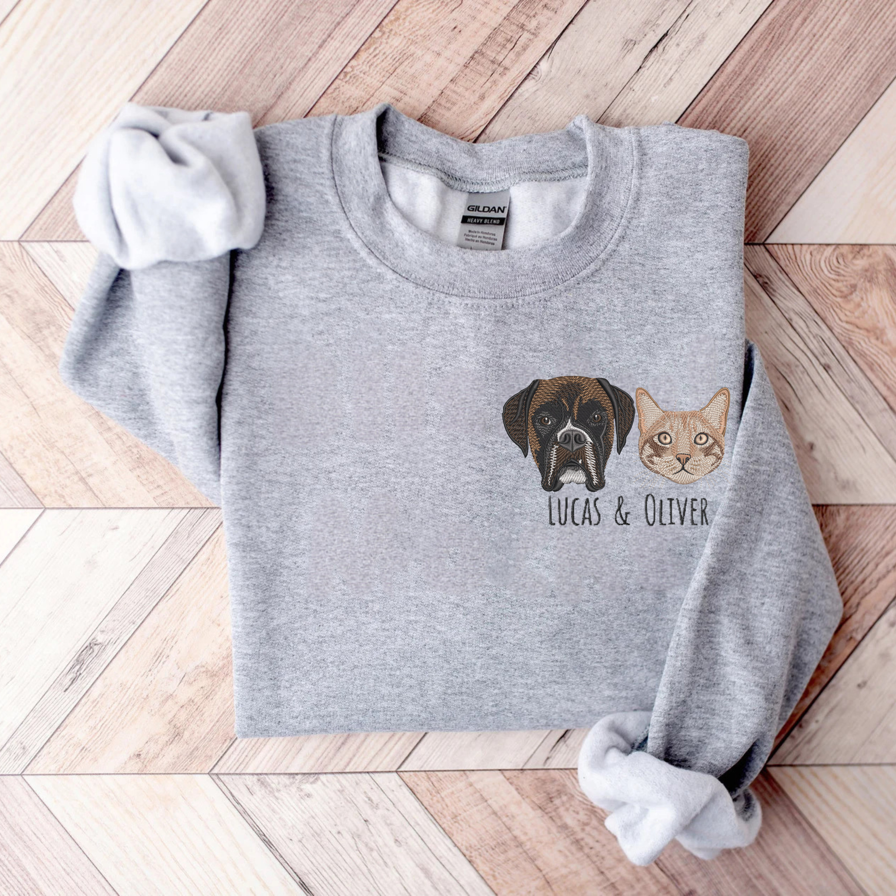 Custom Pet Face Sweatshirt – Personalized Dog & Cat Portraits, Pet Memorial Gifts, Ideal for Dog Moms & Cat Moms