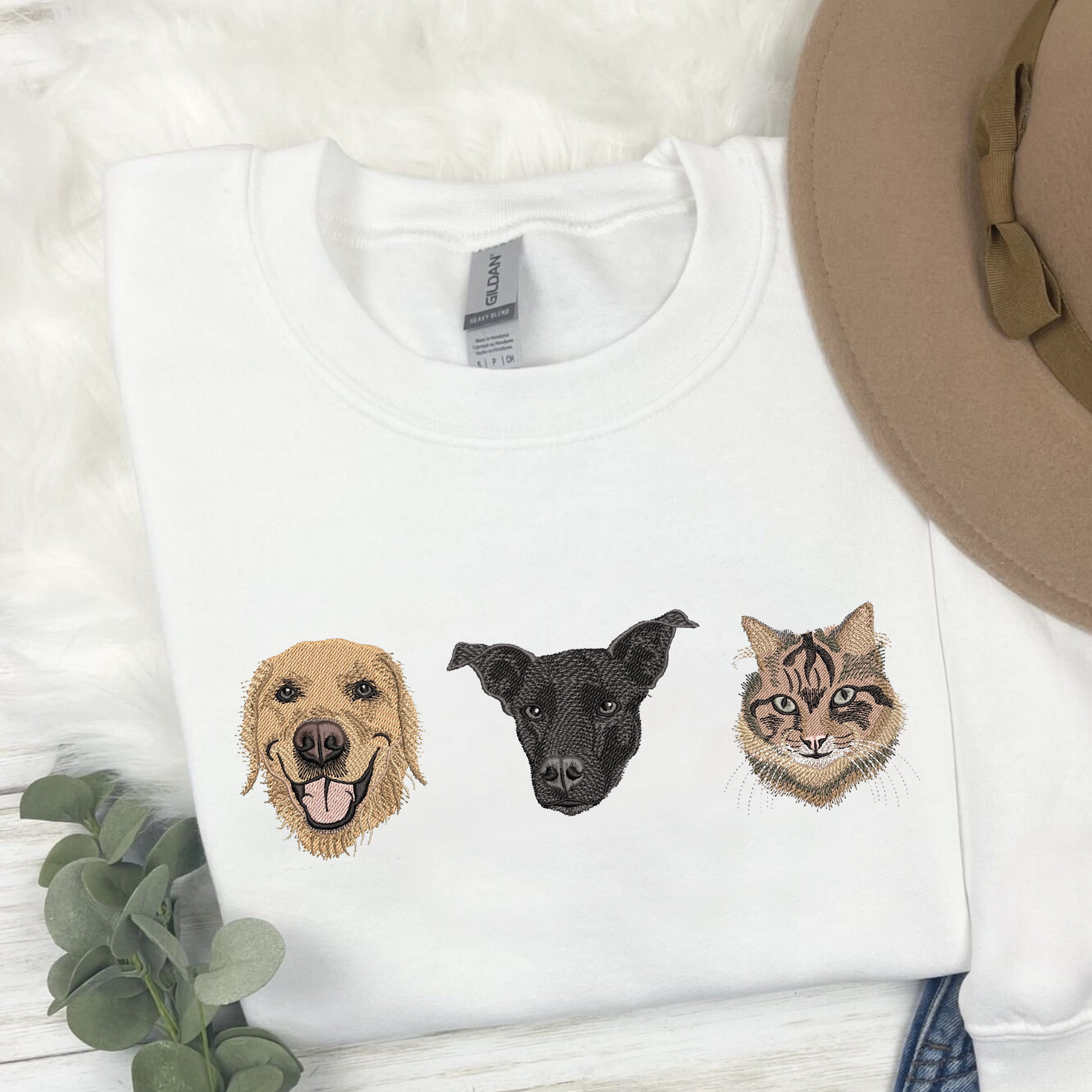 Custom Pet Face Sweatshirt – Personalized Dog & Cat Portraits, Pet Memorial Gifts, Ideal for Dog Moms & Cat Moms