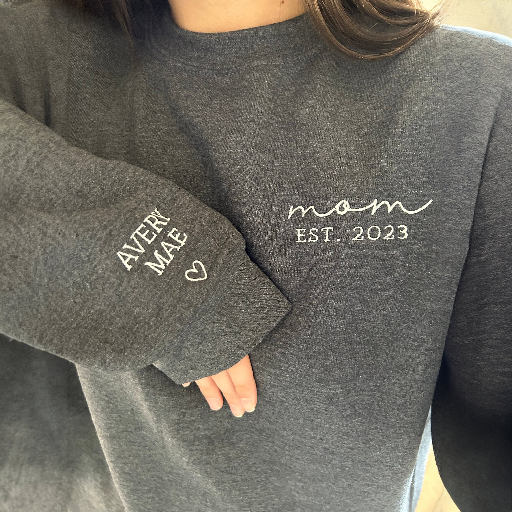 Mom and Dad Crewneck, Dad Embroidered Crewneck, Mama Crewneck with Kids Names On Sleeve, Gift For New Dad
