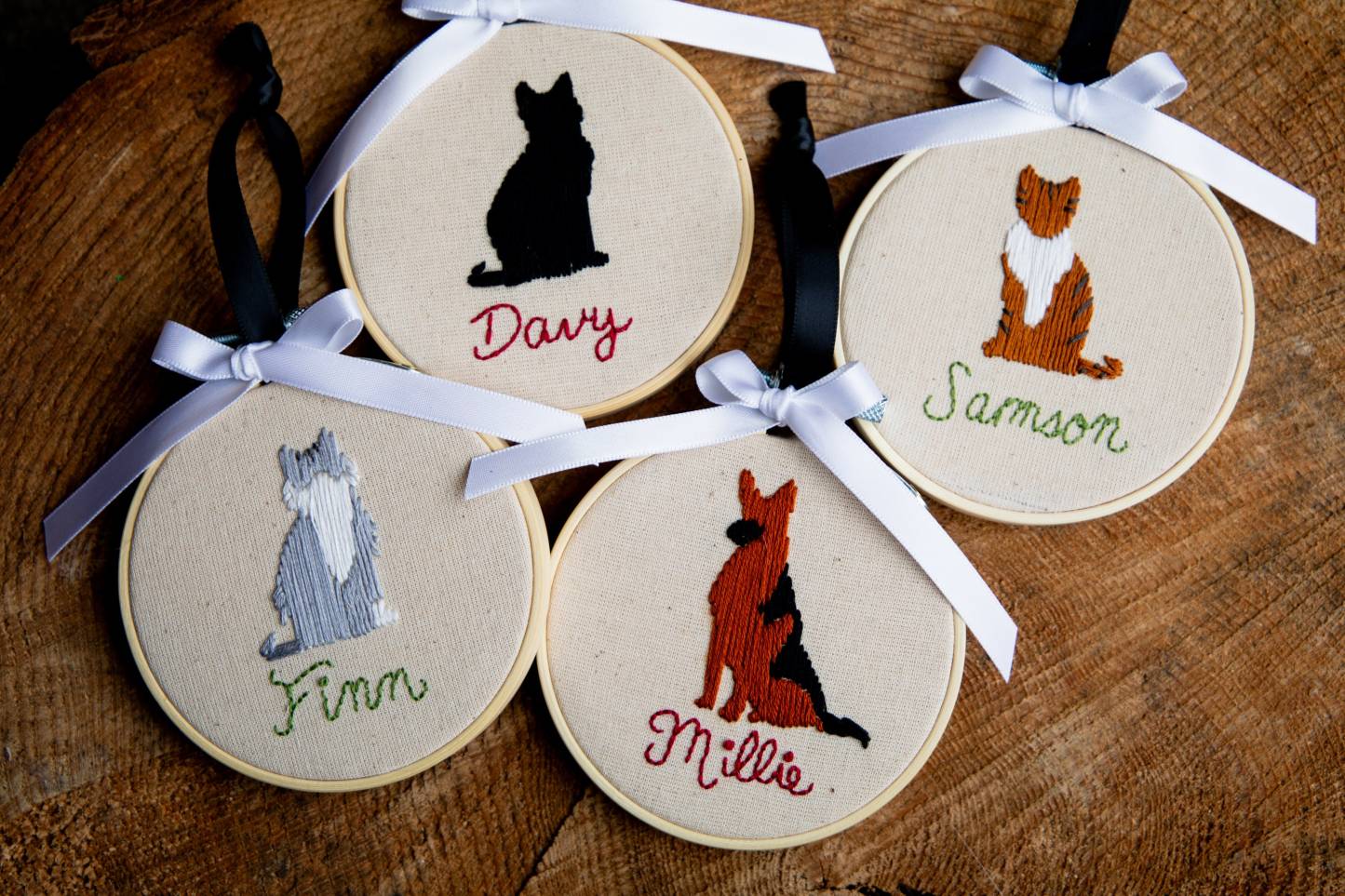 Pet Silhouette Ornament | Personalized Embroidery Hoop Christmas Ornament | Pet Owner Gift For Holidays