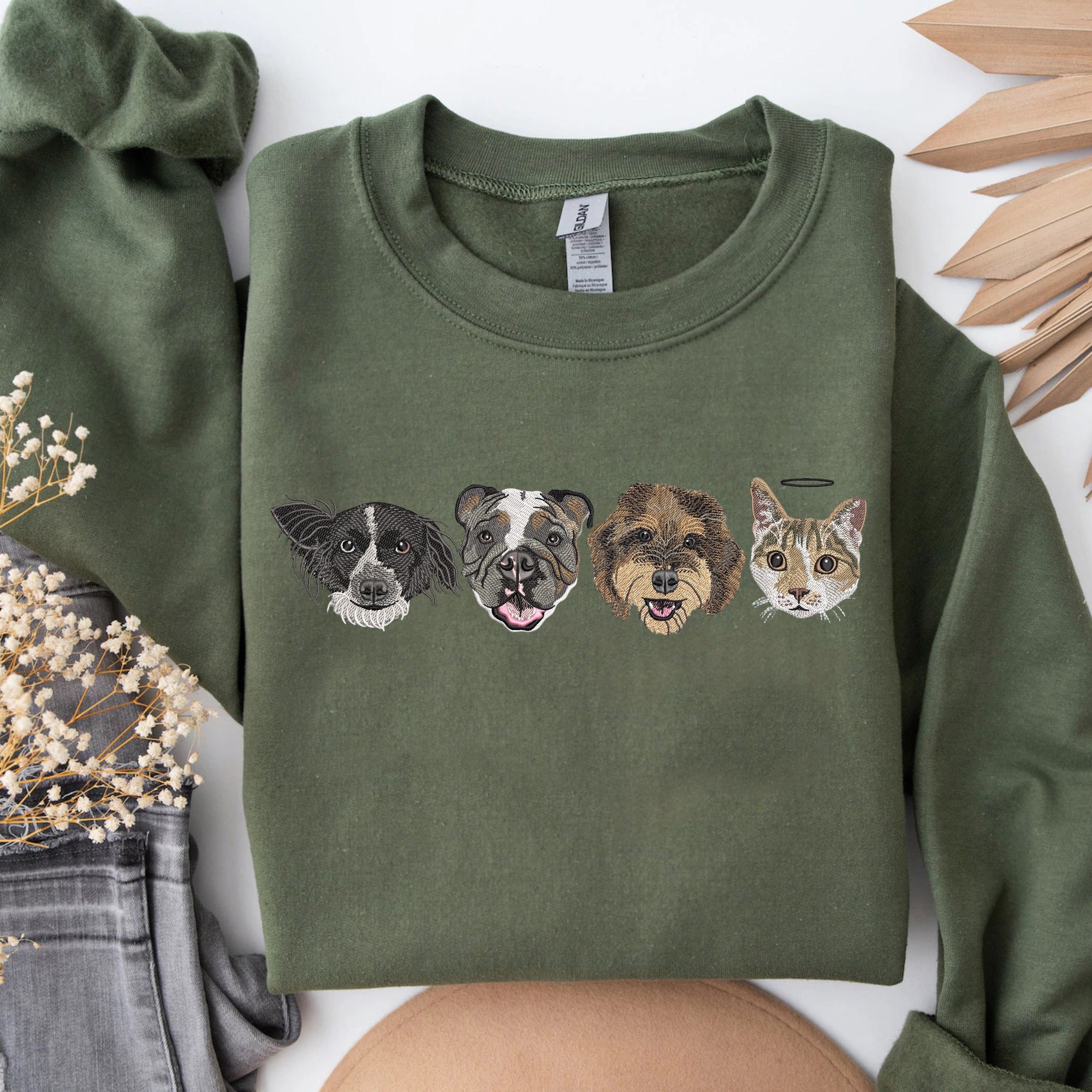 Custom Pet Face Sweatshirt – Personalized Dog & Cat Portraits, Pet Memorial Gifts, Ideal for Dog Moms & Cat Moms