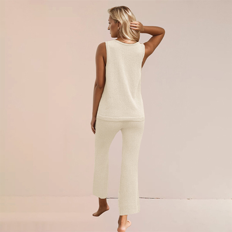 Summer new solid color knitted casual suit simple European and American style vest pullover two-piece set for women