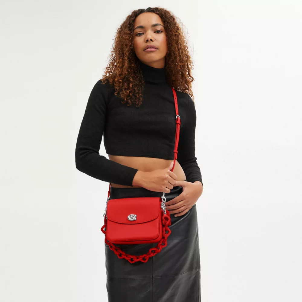 Cokhjgach Cassie Crossbody 19 With Heart Strap