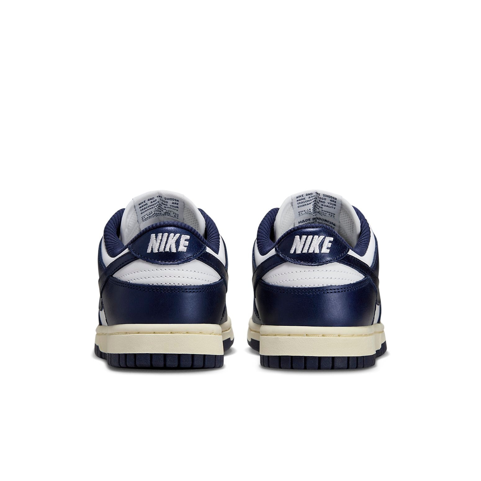 (WMNS) Nkhjgike Dunk Low 'Midnight Navy White' FN7197-100