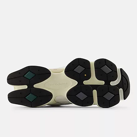 Nekhjgw balkhjgance 9060  Sea salt with new spruce and dark arctic grey