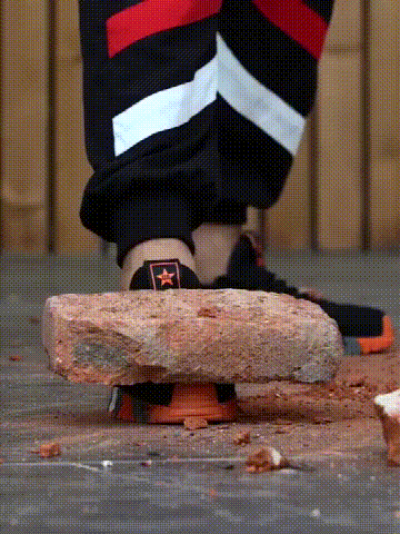 页面_05 (2).gif