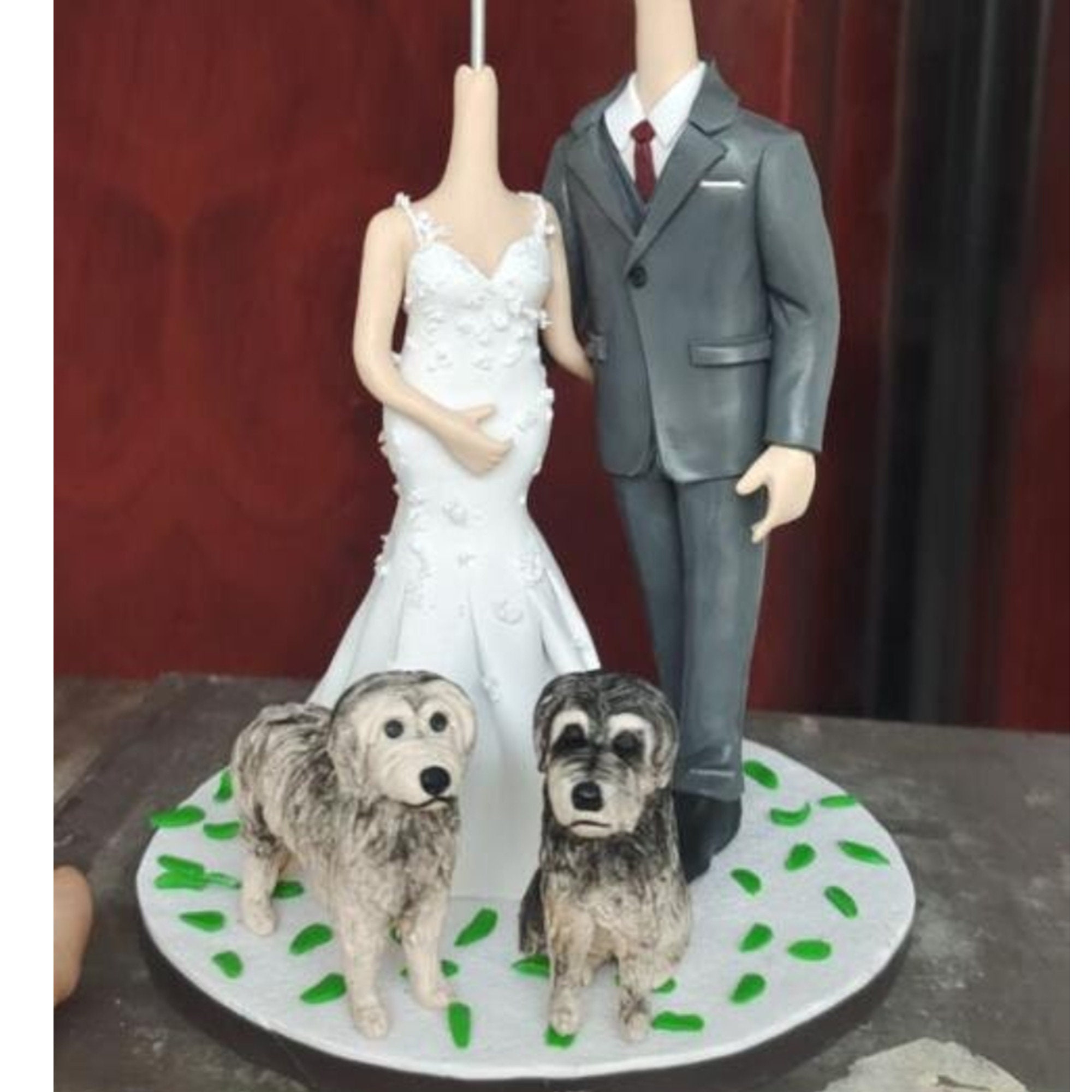 Fully Customizable Figure Bobblehead - 2 Person & Dogs