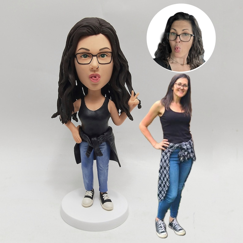 Fully Customizable Female Bobbleheads Personalized Action Figure Of Yourself
