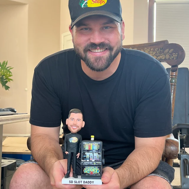 Fully Customizable Playing Game Console Bobbleheads For Man