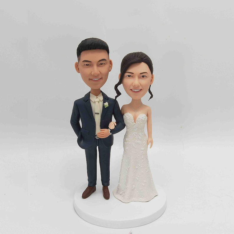 Fully Customizable Anniversary Couple Bobbleheads, Custom Bobbleheads Couple | thepodmall