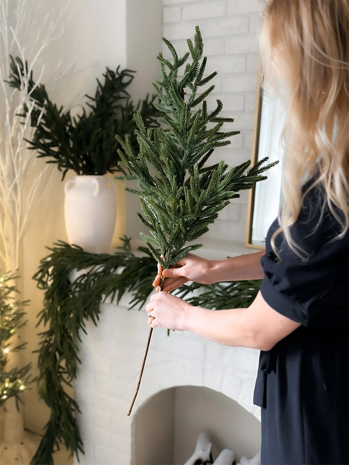 🔥Only $9.97🔥The Best Holiday Greenery - Realistic Norfolk Pine Stems