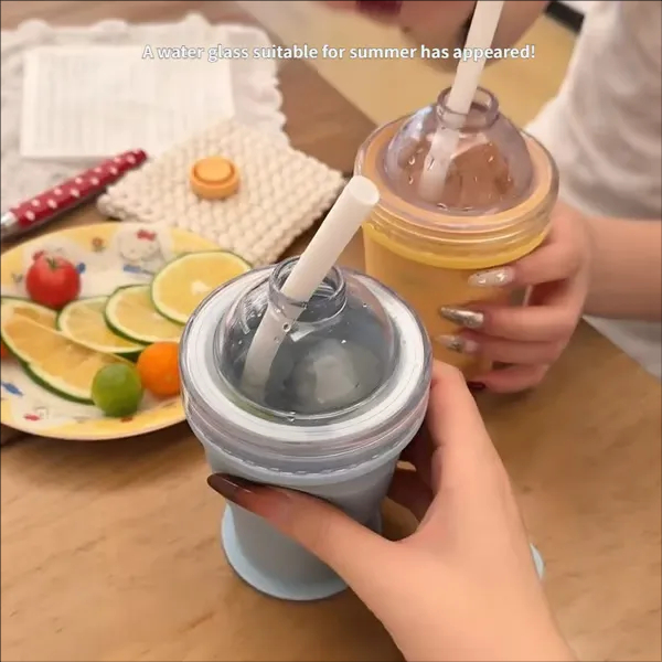 New Portable Foldable Ice Ball Cup with Built-in Straw