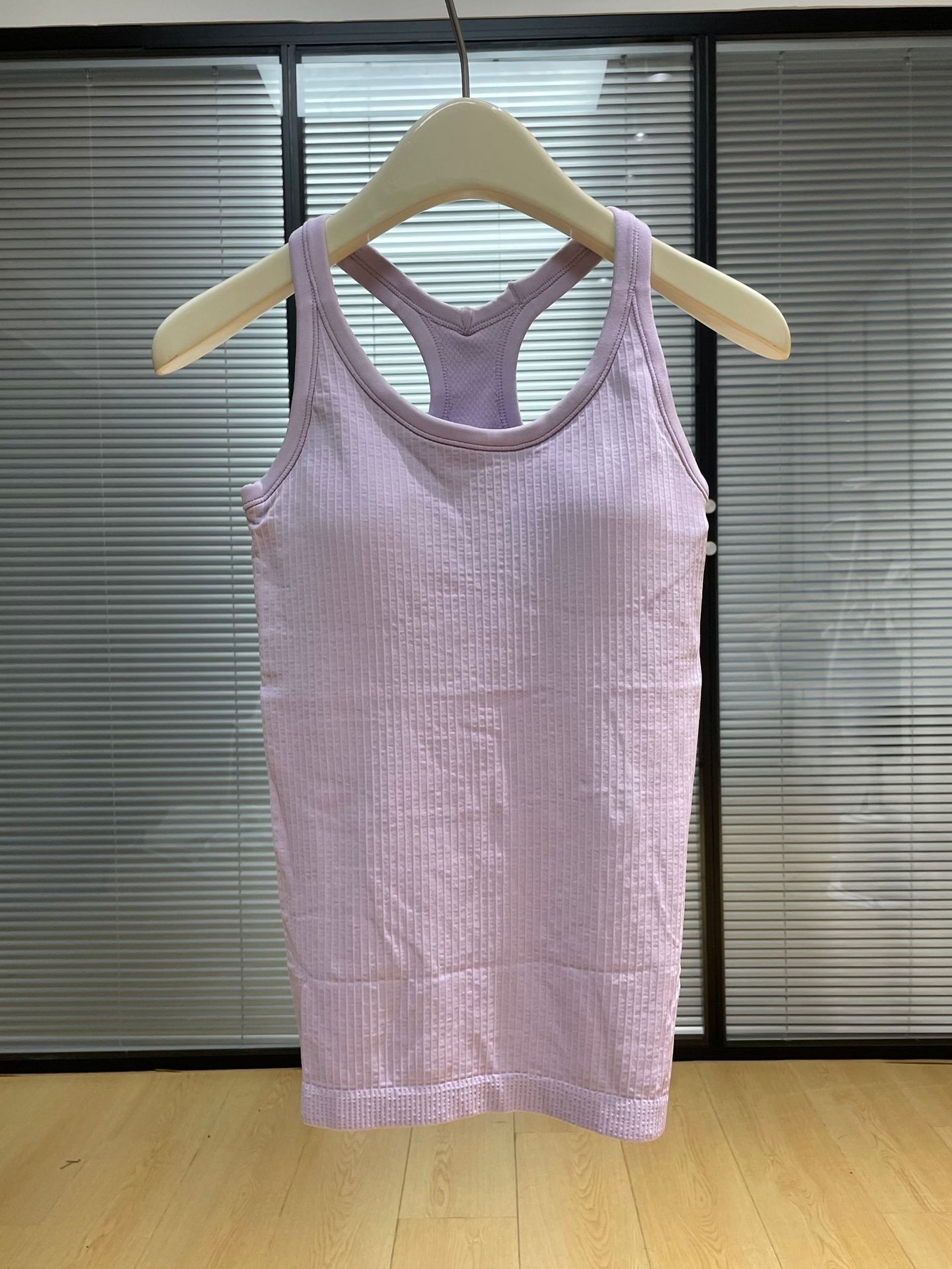 9 Color 2023 Naked-feel TankQuality Fabric Slim Fit Sport Jacket Women Full Zipper Gym Fitness Coat with Two Pocket