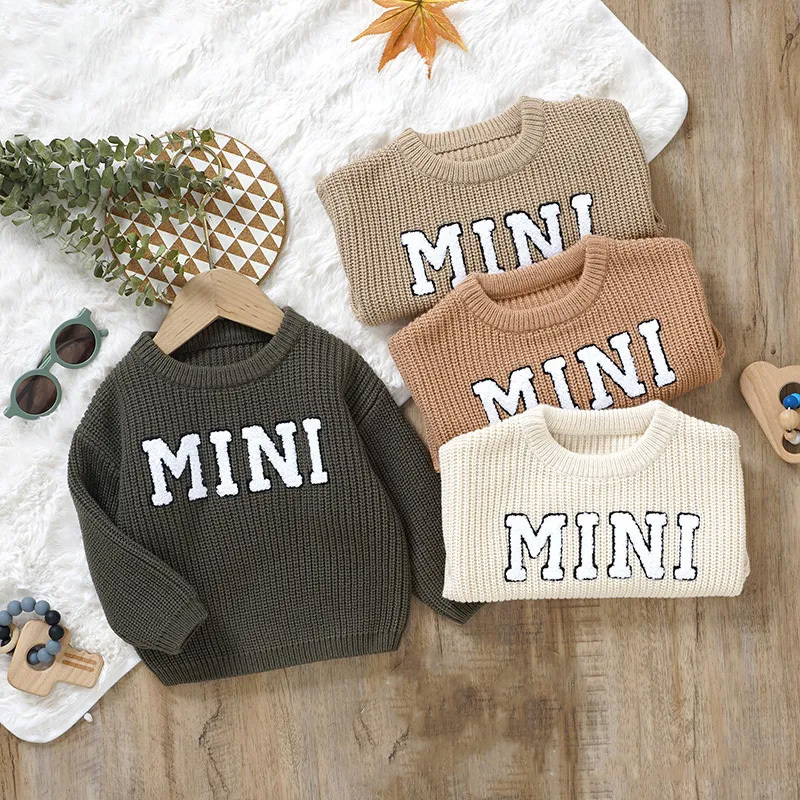 Hot Sale Autumn And Winter New Baby Knitted Towel Embroidered