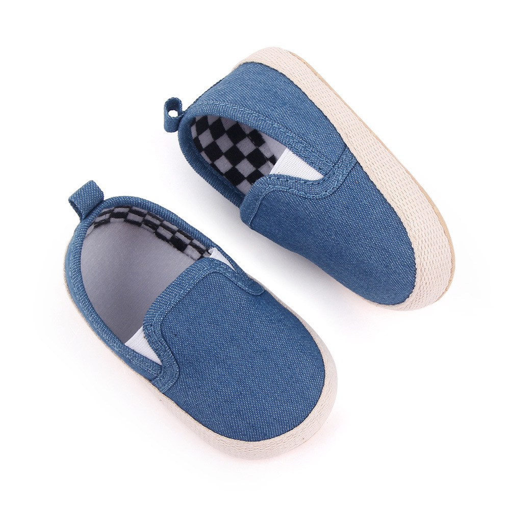 Boy's baby moccasins