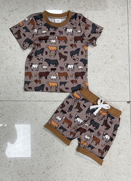 Baby Cow Print Set