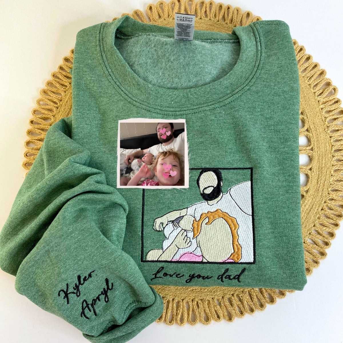 Personalized Gifts for Dad and Mom with Embroidered Photo Portrait, Kids Names on Sleeve