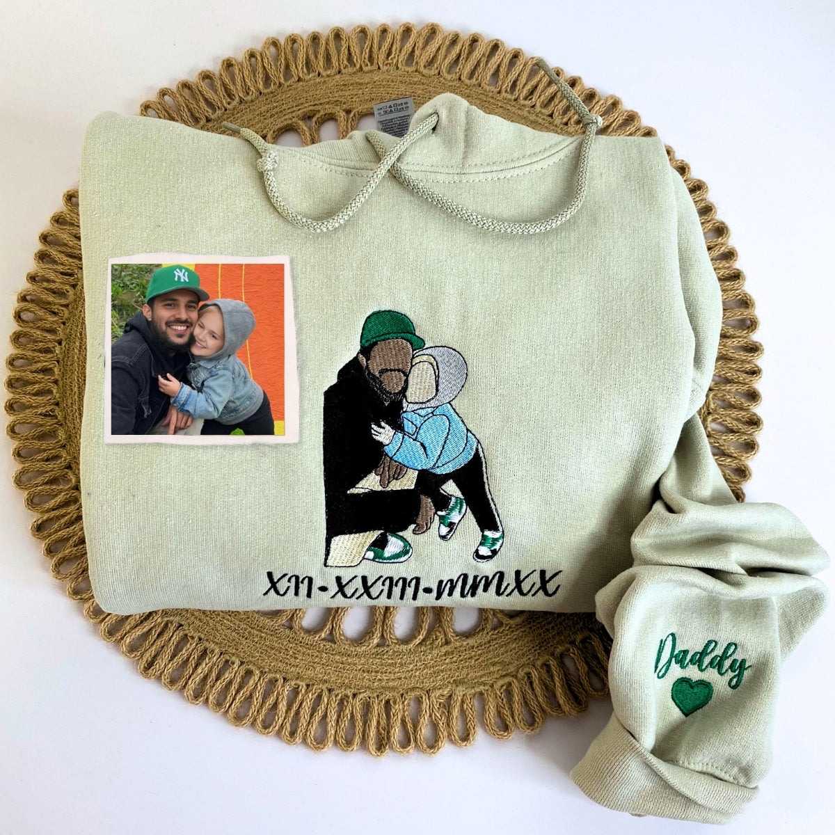 Personalized Gifts for Dad and Mom with Embroidered Photo Portrait, Kids Names on Sleeve