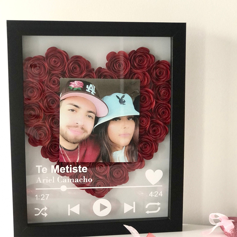 Personalized Roses Flower Shadow Box With Couple Photo For Wedding Anniversary Valentine's Day