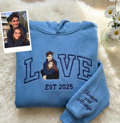 Personalized Couple Photo Embroidered Sweatshirt – Custom Love Portrait Valentine’s Gift