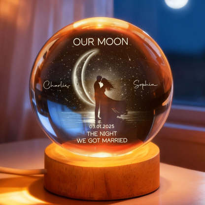 Couple Kissing Under the Moonlight, Custom Moon Phase by Date - Personalized Crystal Ball LED Night Light - Sentimental Valentine's Day Gift for Her, for Him