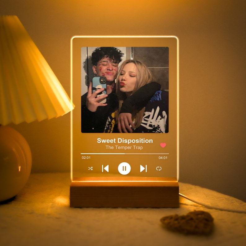 Personalized Music Photo LED Night Light – Custom Song & Picture Memory Lamp