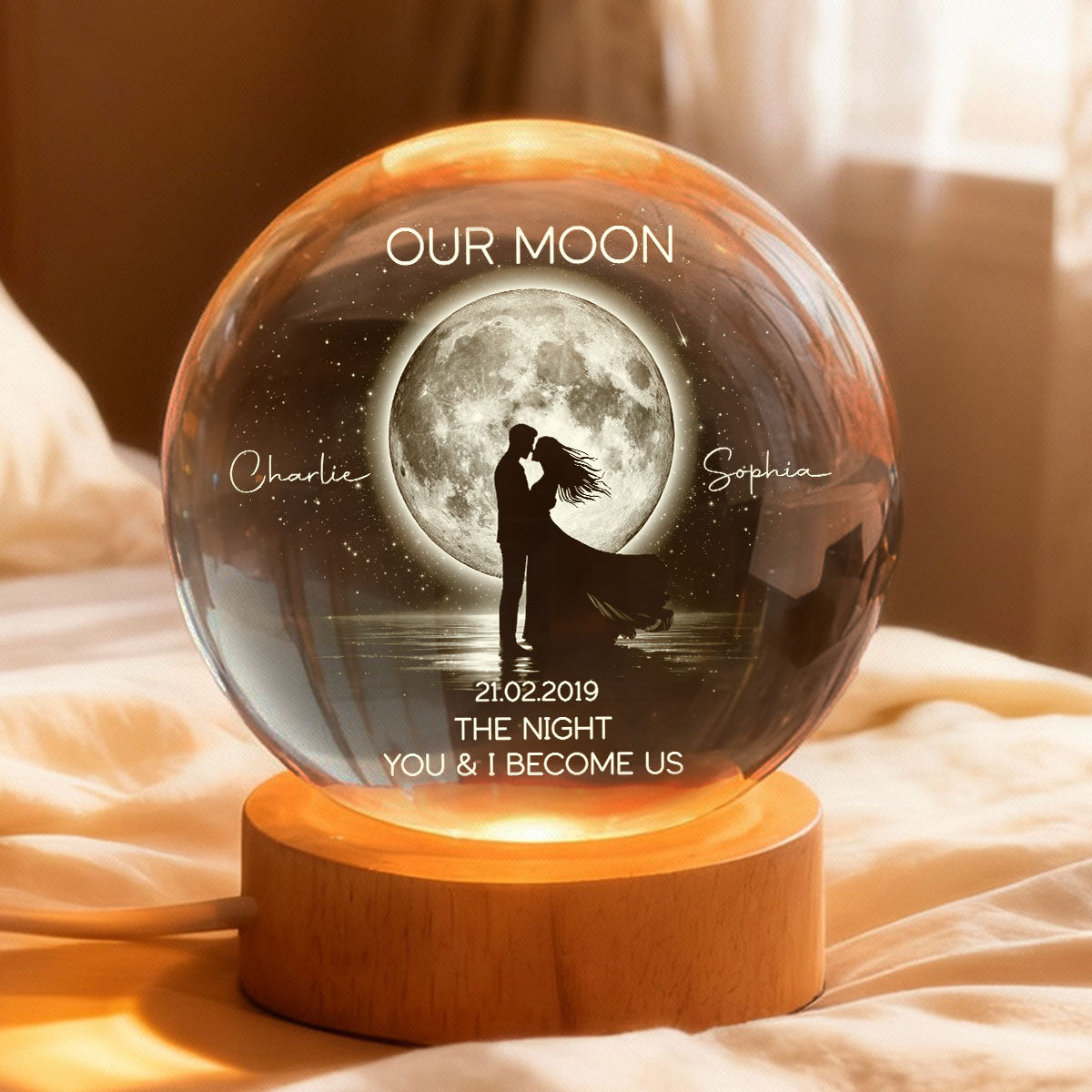 Couple Kissing Under the Moonlight, Custom Moon Phase by Date - Personalized Crystal Ball LED Night Light - Sentimental Valentine's Day Gift for Her, for Him