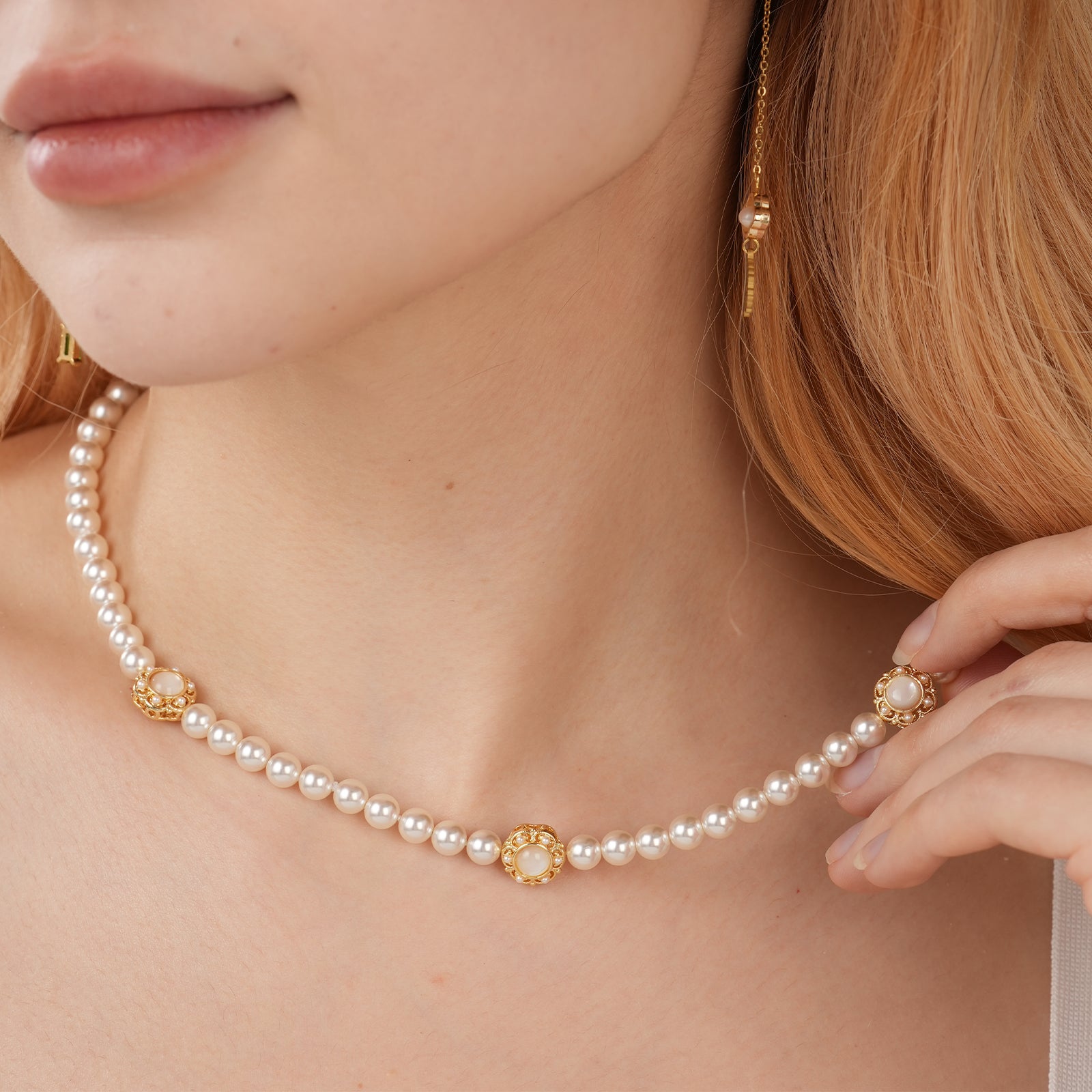 7.5-8mm Round Pearl Vintage Flower Necklace-VibeCloset