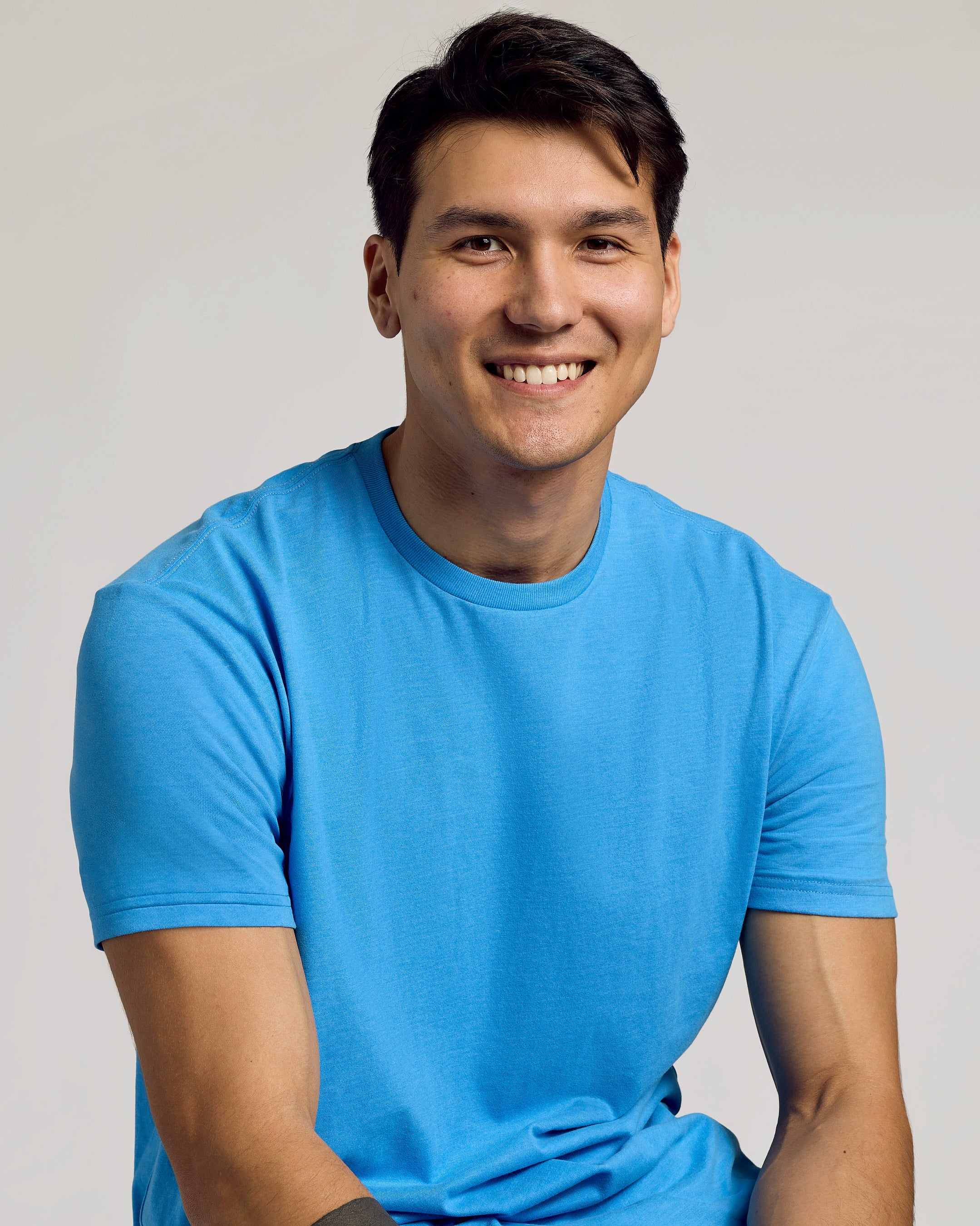 Dark Heather Bahama Blue Short Sleeve Crew Neck Tee-VibeCloset