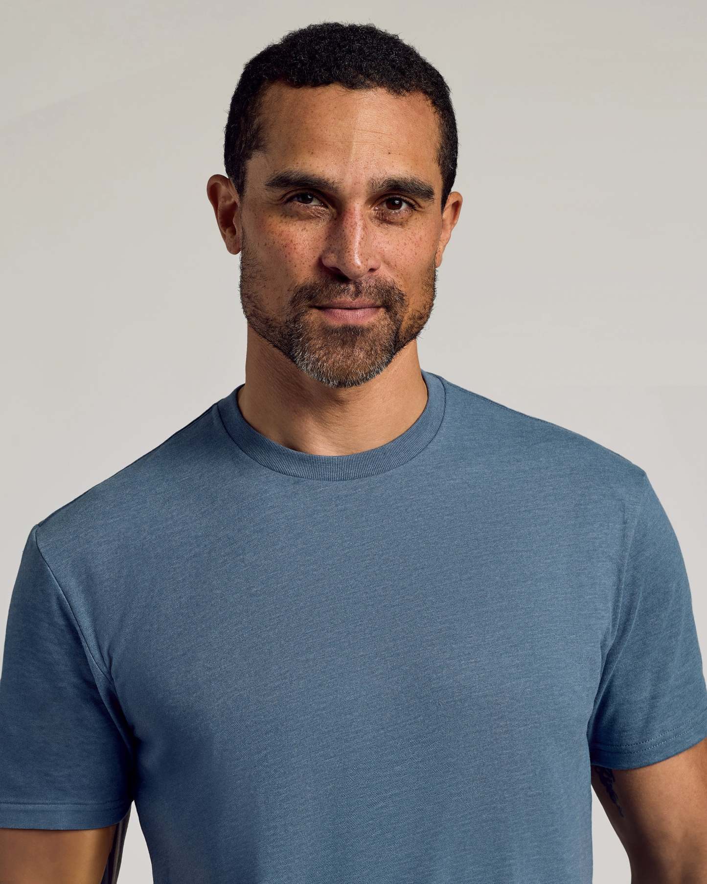 Dark Heather Tempest Short Sleeve Crew Neck Tee-VibeCloset