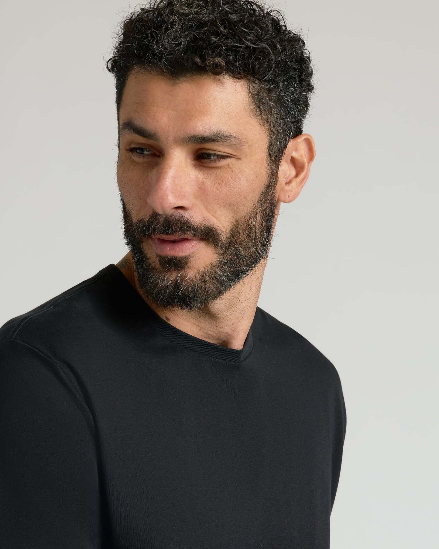 Black Classic Pima Crew-VibeCloset