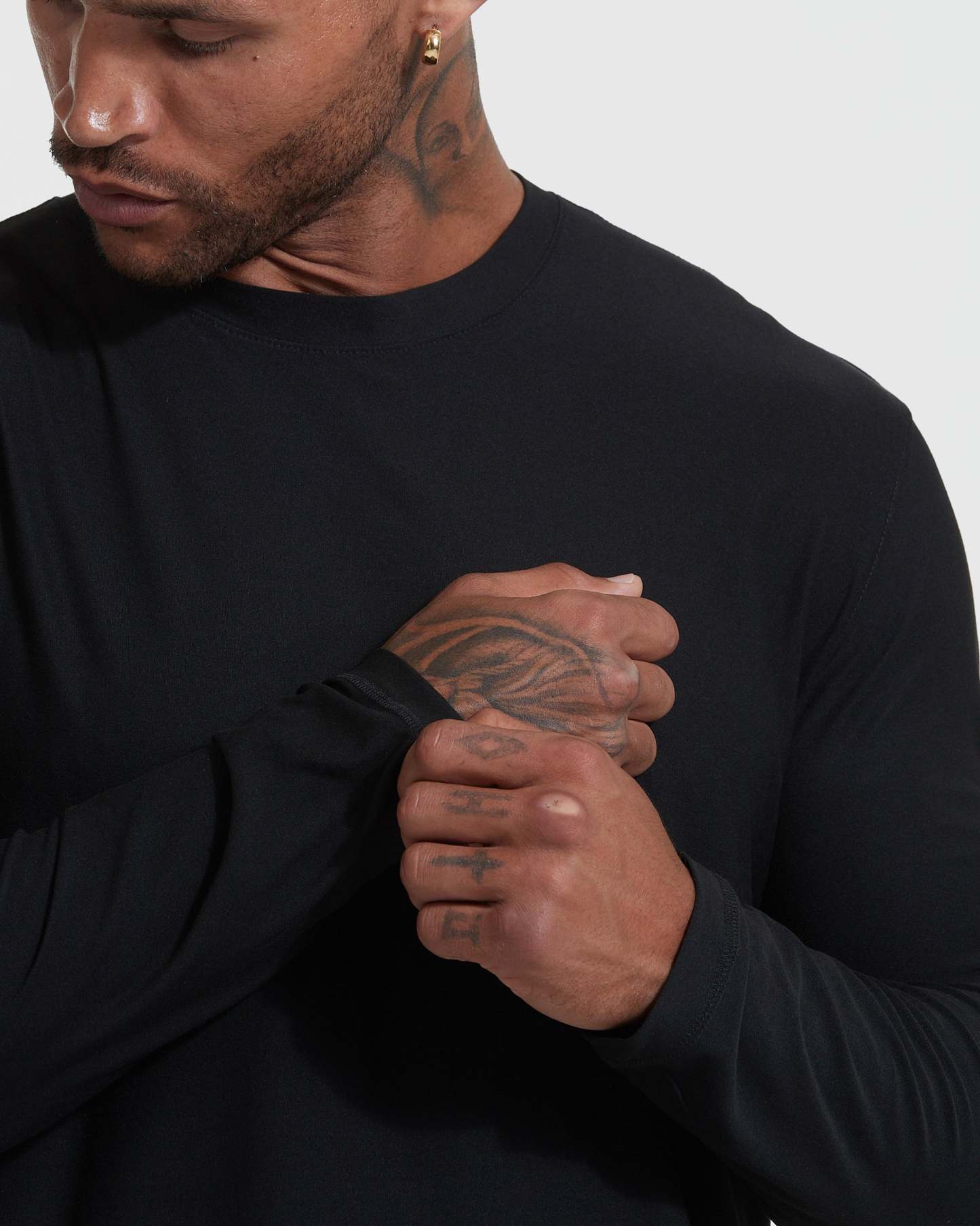 Black Active Long Sleeve Crew Neck T-Shirt-VibeCloset