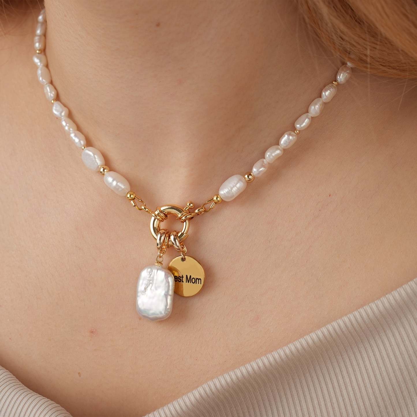 Personalized Baroque Pearl Necklace with Custom Name Disc-VibeCloset