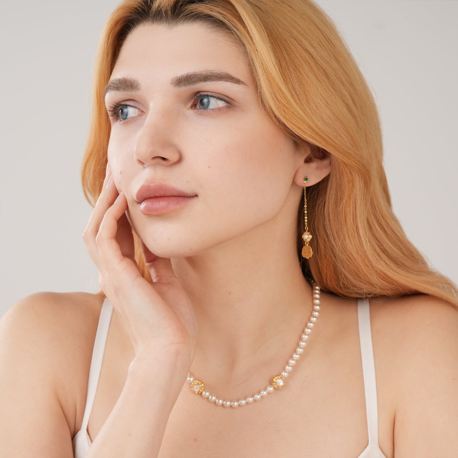 7.5-8mm Round Pearl Vintage Flower Necklace-VibeCloset