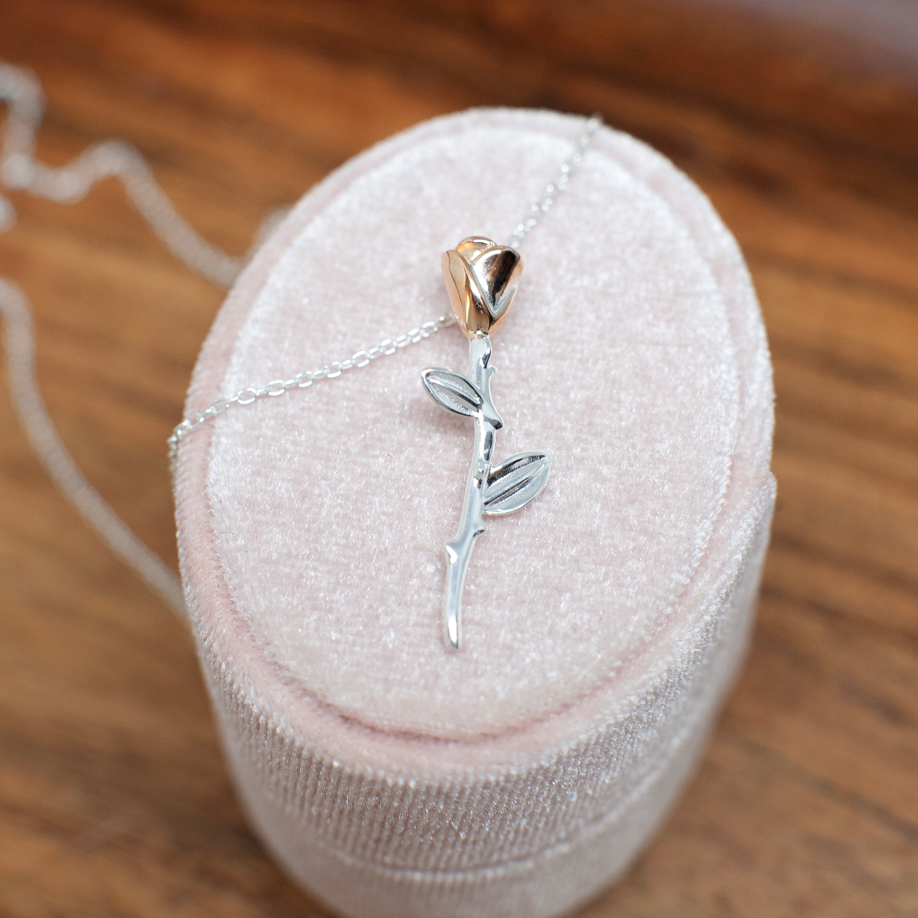 Rose Necklace-VibeCloset