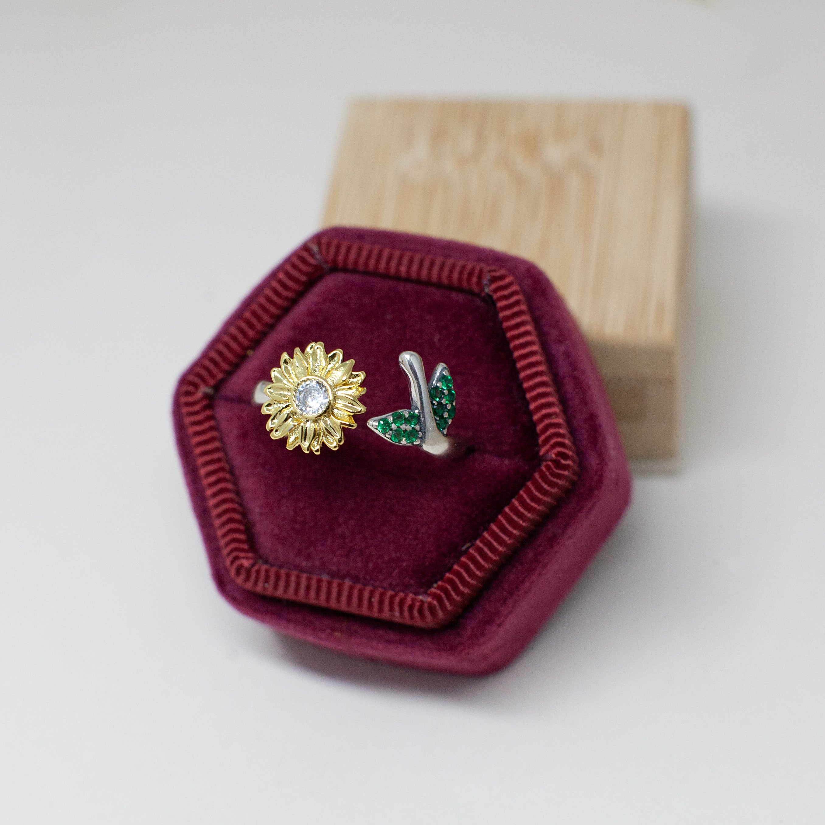 Sunflower Necklace-VibeCloset