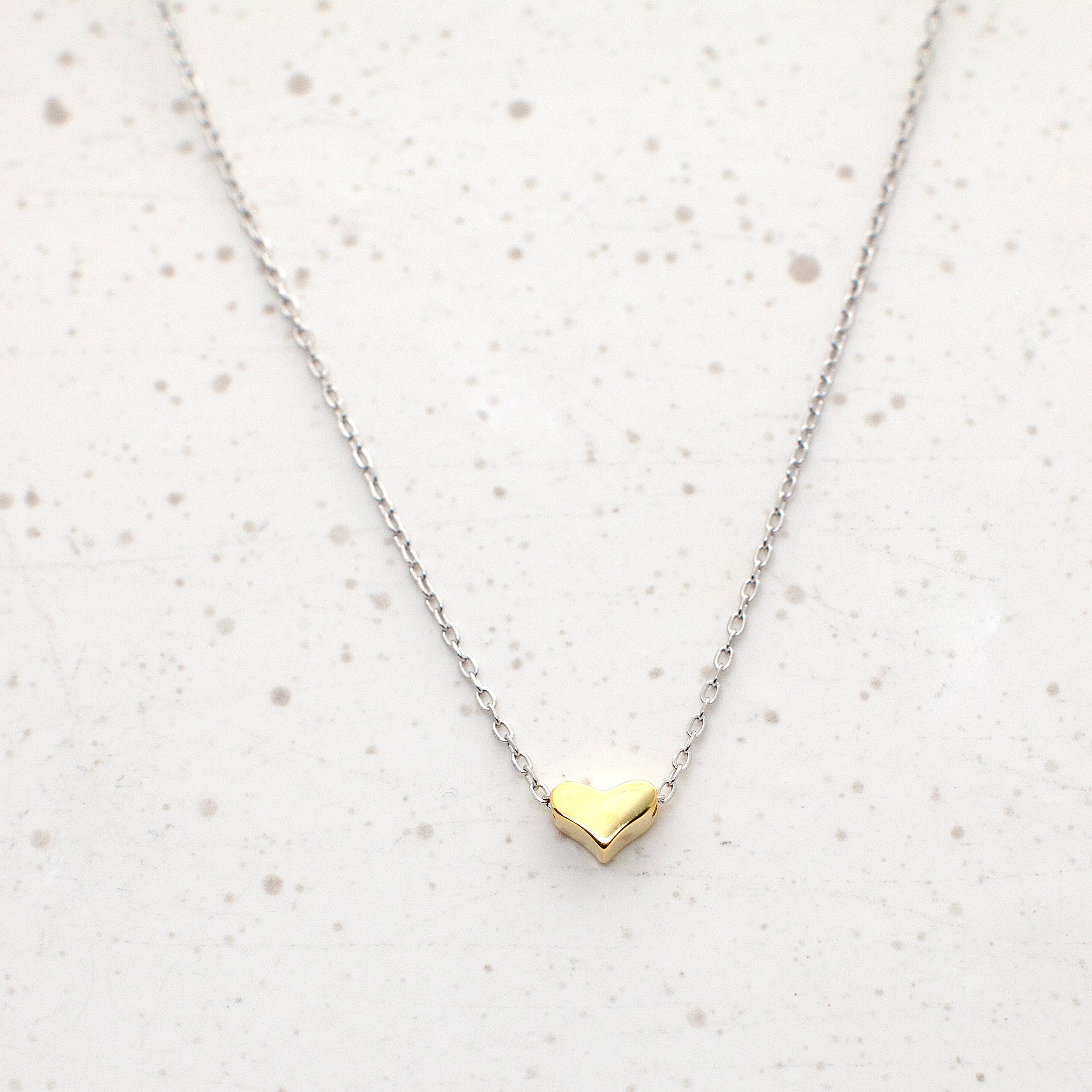 Golden Heart Pendant-VibeCloset