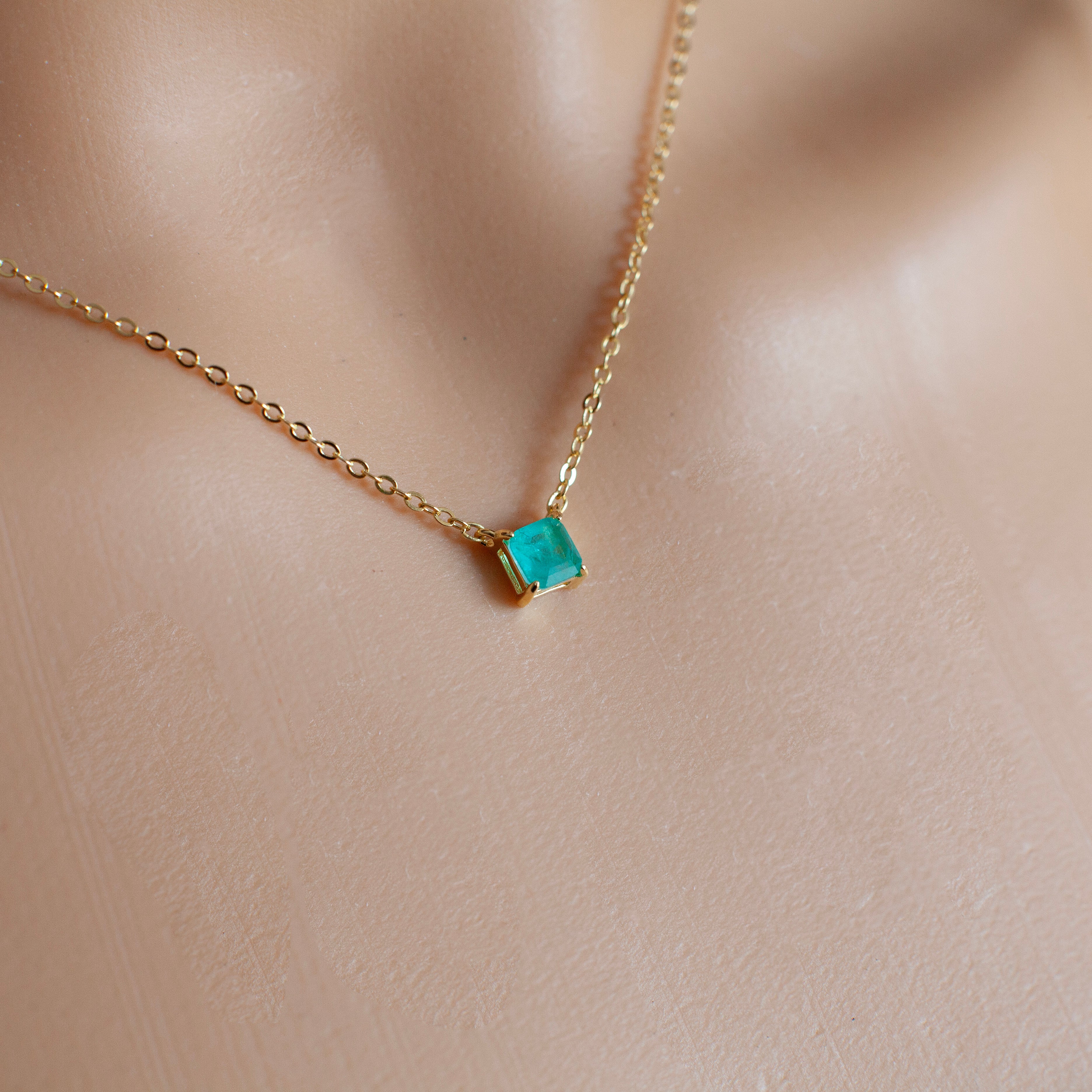 Tourmaline Chain Necklace-VibeCloset