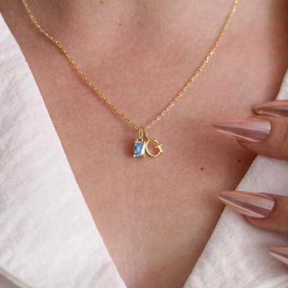 Collier personnalisé avec lettre de naissance - Cadeau de Saint-Valentin ou d'anniversaire pour elle