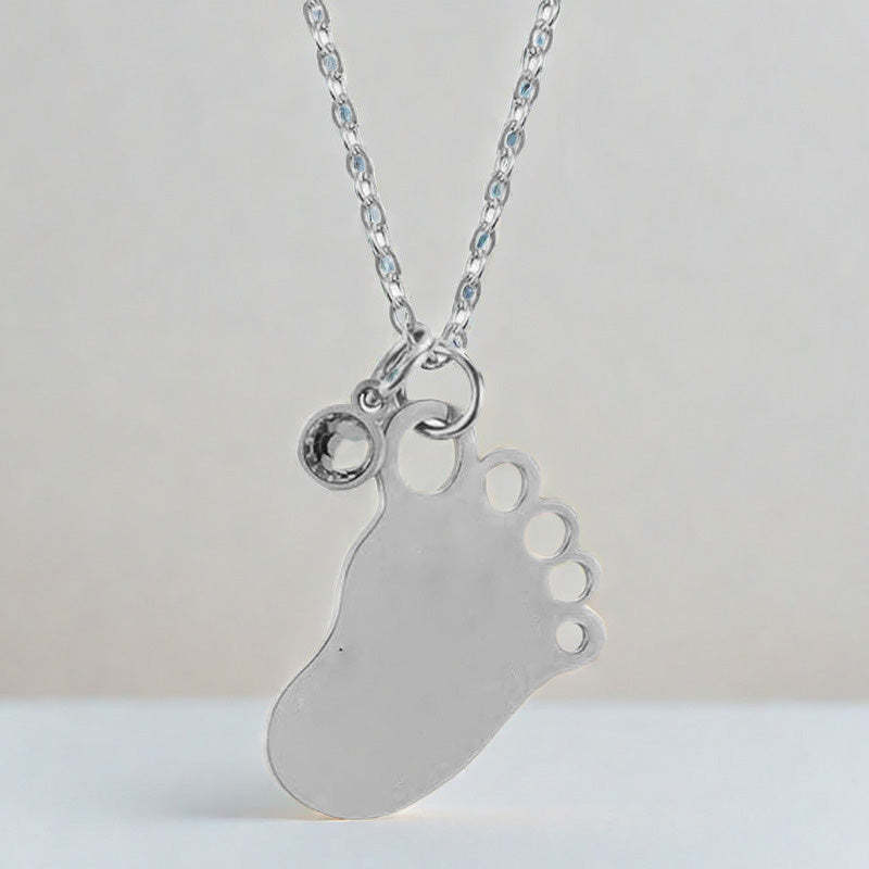 Collier d'anniversaire personnalisé avec empreinte de pied de bébé