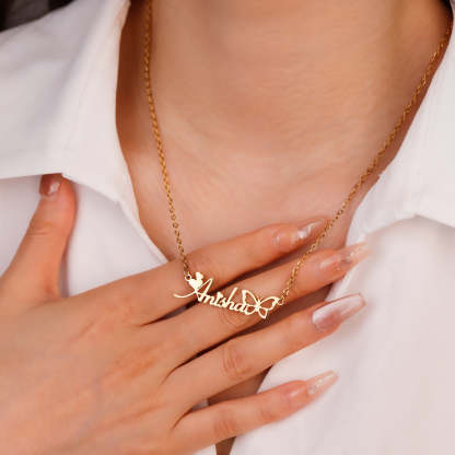 Cadeau de Noël pour fille Collier personnalisé avec nom de papillon creux