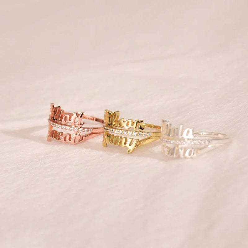 Bague double nom personnalisée avec pierres précieuses