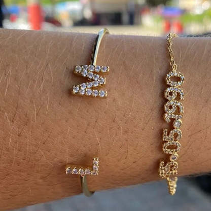Bracelet d'anniversaire personnalisé avec zircones micro-pavées