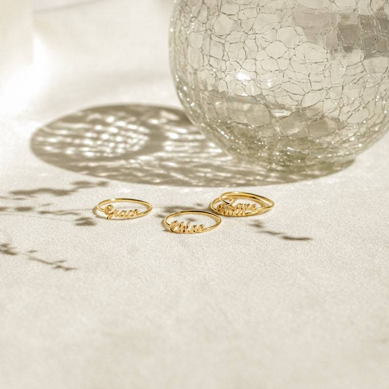 Bagues personnalisées avec prénom – Le cadeau idéal pour les mamans