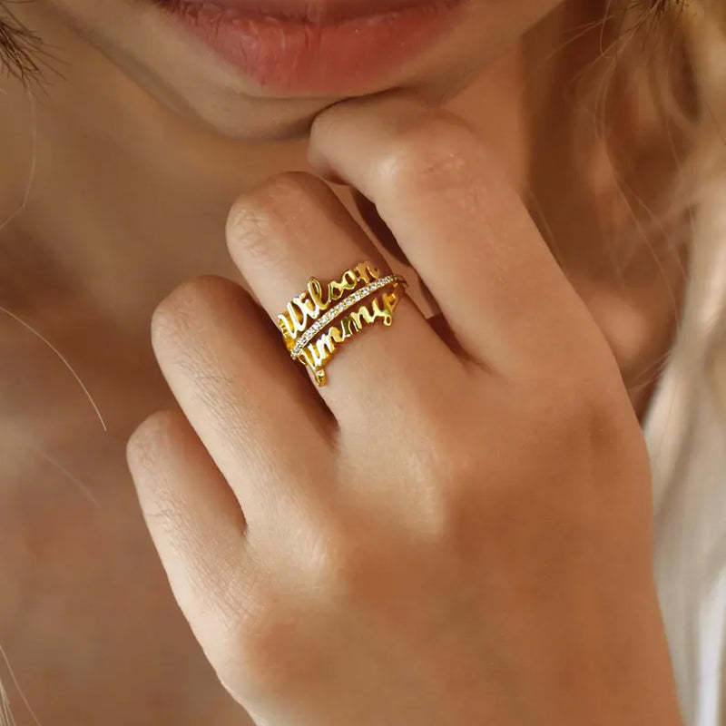 Bague double nom personnalisée avec pierres précieuses