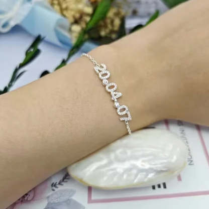 Bracelet d'anniversaire personnalisé avec zircones micro-pavées