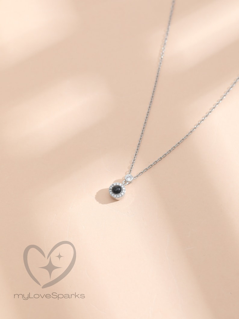 Collier de projection photo, collier personnalisé, cadeau commémoratif, cadeau pour elle, collier maman, cadeau de Saint-Valentin