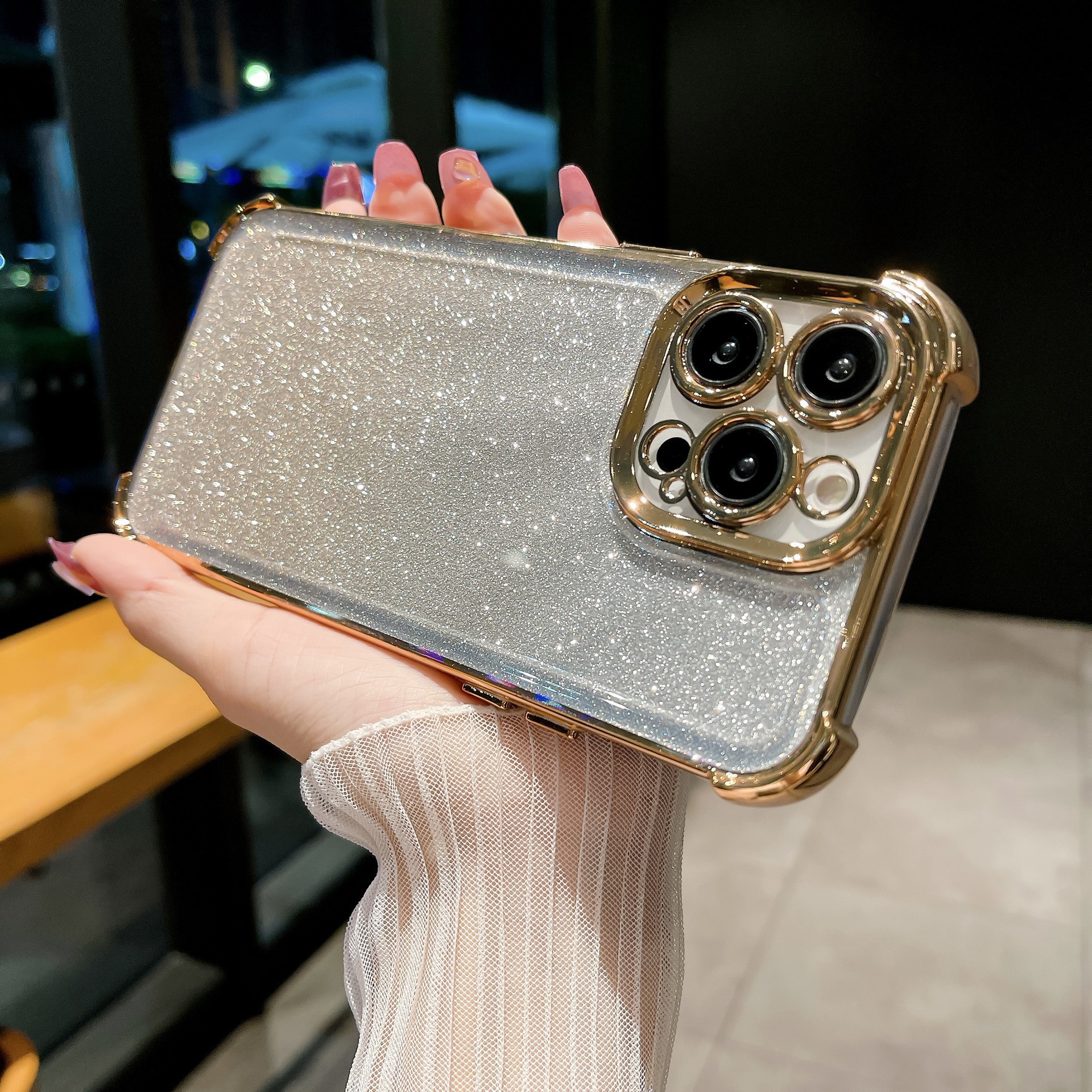 Customized Apple Casual Vertical Name Ultra Transparent Phone Case(2 Free Shipping)