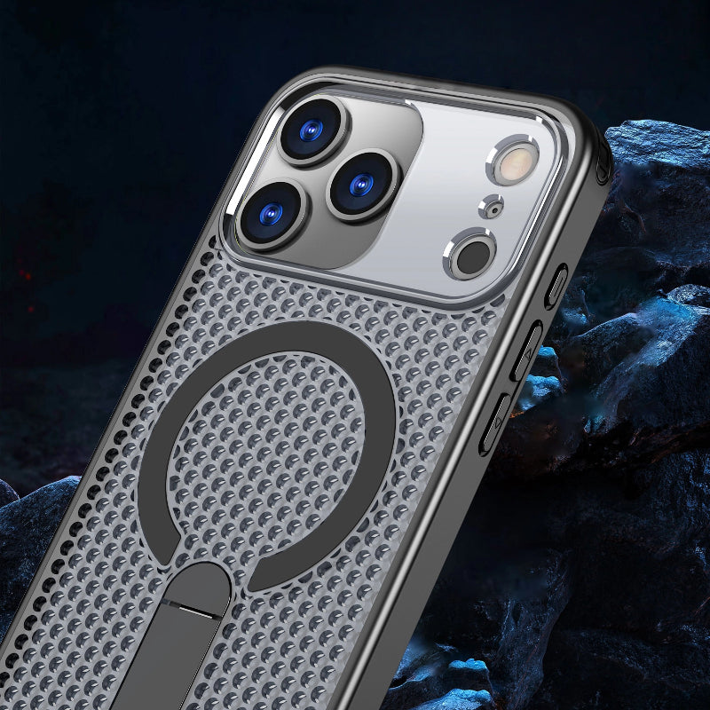 CaseSun-Anti-slip, anti-fingerprint, anti-bulk. It feels like pro gear — not a cheap cover.